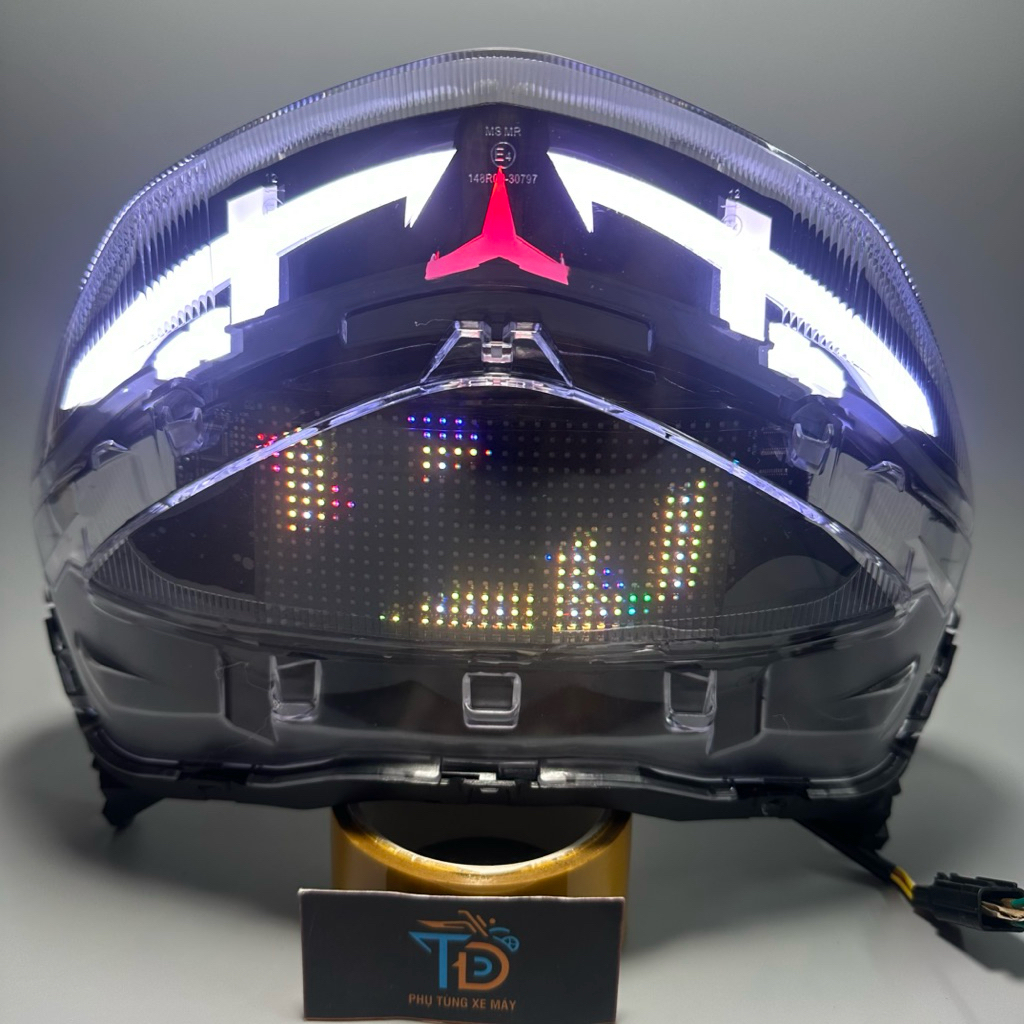Cụm hậu Audi led Sh 2020-2026 mẫu chữ X hiệu ứng bảng nét A7/ledlamp chỉnh màu hiệu qua app điện tho