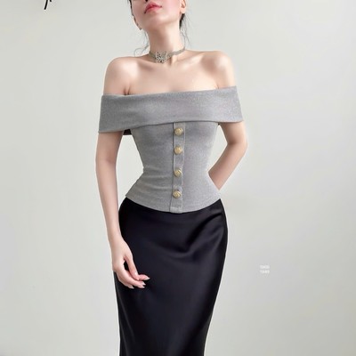 Áo thun gân bẹt vai đính nút sang trọng thanh lịch Callene (L3038)
