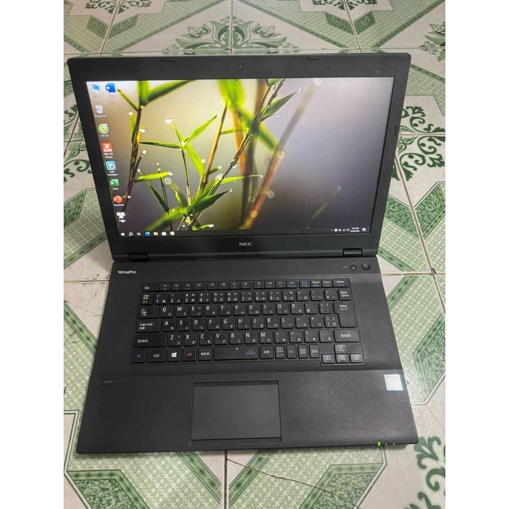 laptop nec i3 7100u/8g/ssd 128g