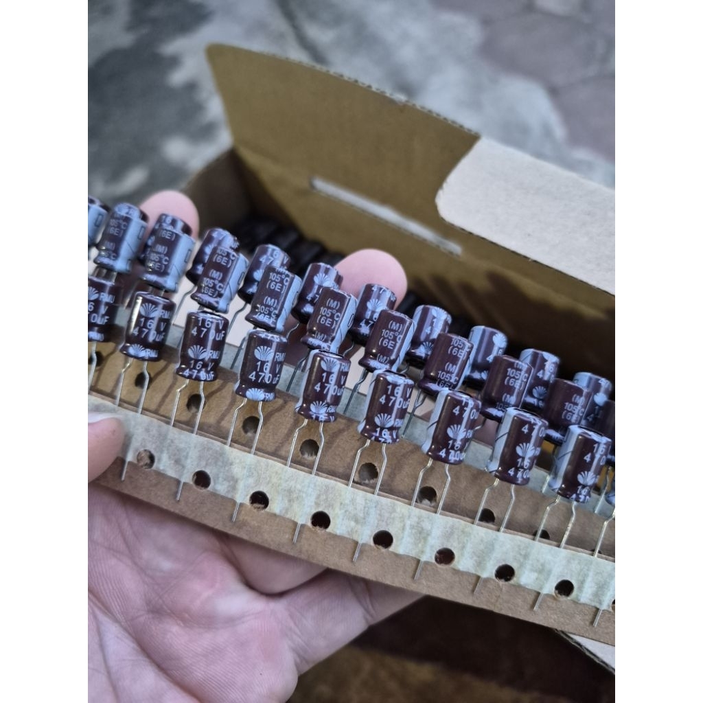 16v 470uf combo 100 tụ