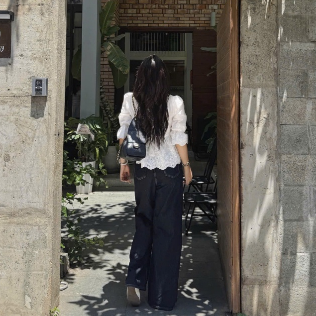 (ẢNH OLDSCHOOL) Áo kiểu ren thô điệu tay chuông rút dây A3737 Joana Top | BigBuy360 - bigbuy360.vn