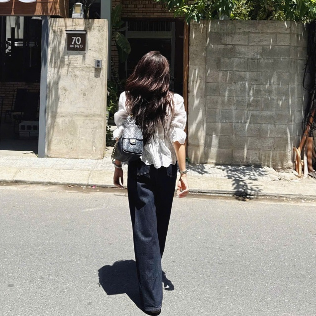 (ẢNH OLDSCHOOL) Áo kiểu ren thô điệu tay chuông rút dây A3737 Joana Top | BigBuy360 - bigbuy360.vn