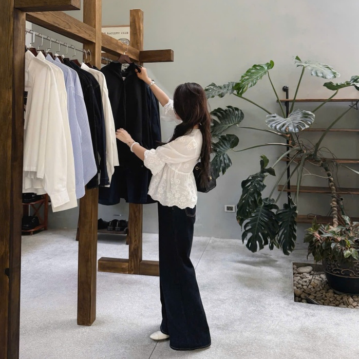 (ẢNH OLDSCHOOL) Áo kiểu ren thô điệu tay chuông rút dây A3737 Joana Top | BigBuy360 - bigbuy360.vn
