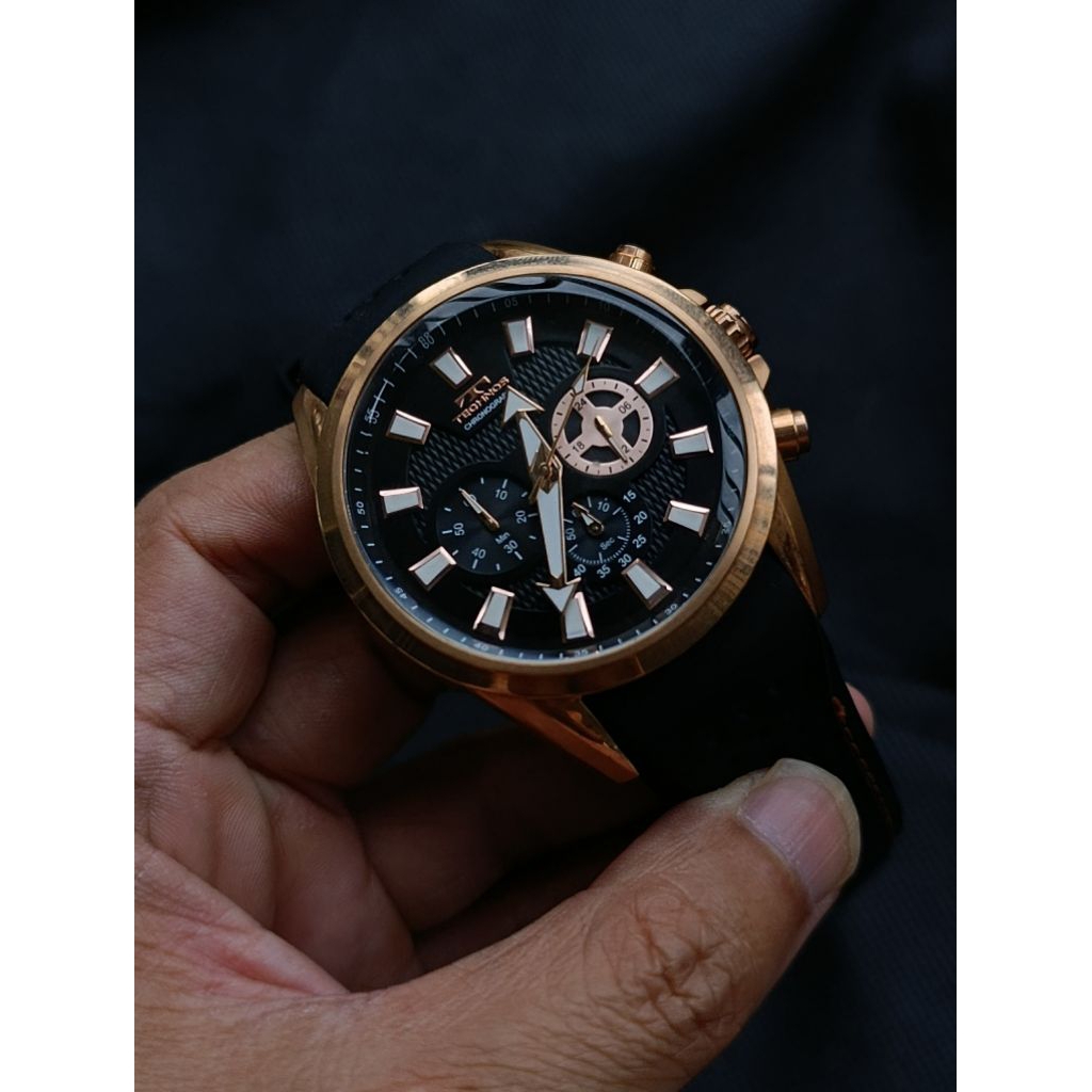 Đồng hồ nam Technos Macho Chronograph vàng hồng