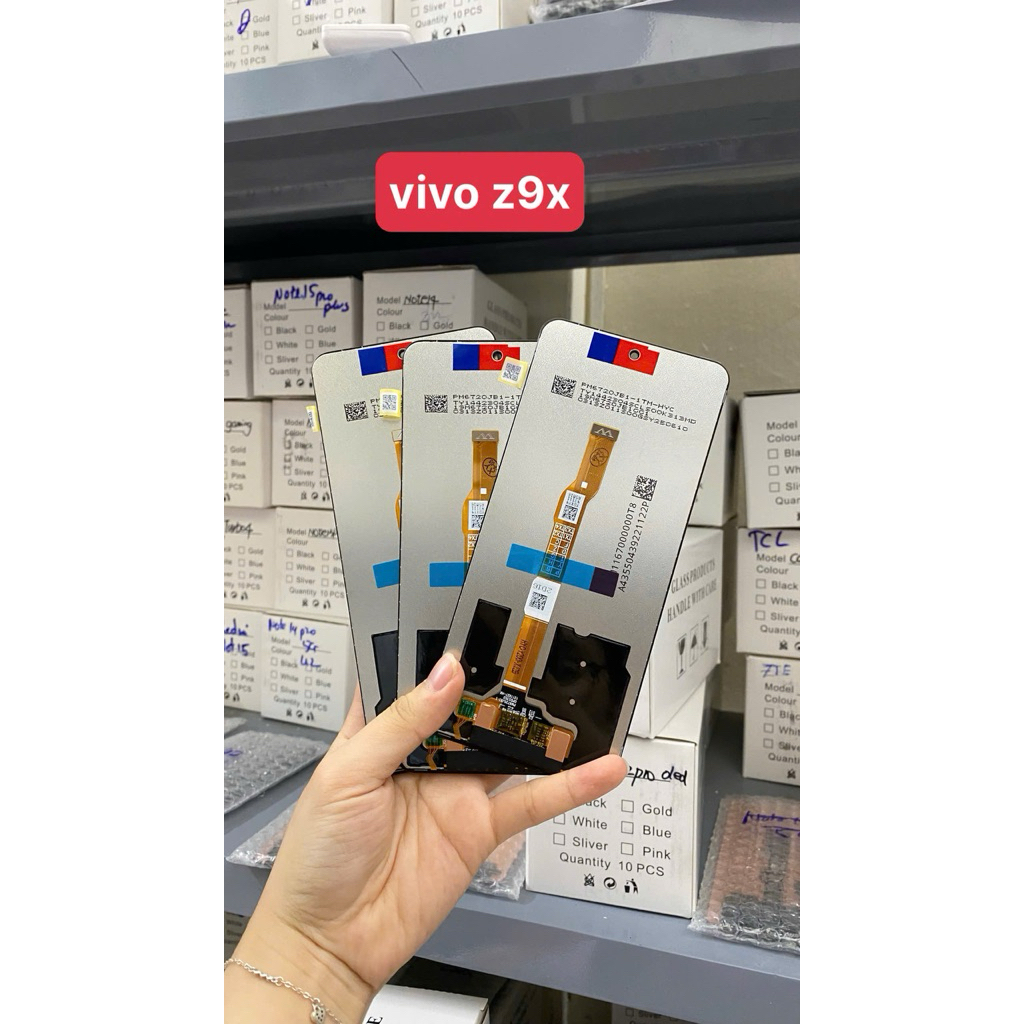 Màn hình Vivoo iQ00 z9x (keo+tua vít)