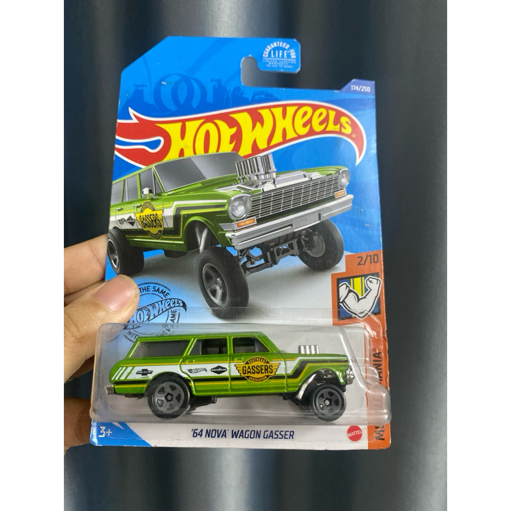 Xe Mô Hình Hot Wheels 64 NOVA WAGON GASSER