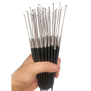 Cây móc lấy ráy tai cao cấp (Cán đen dài)