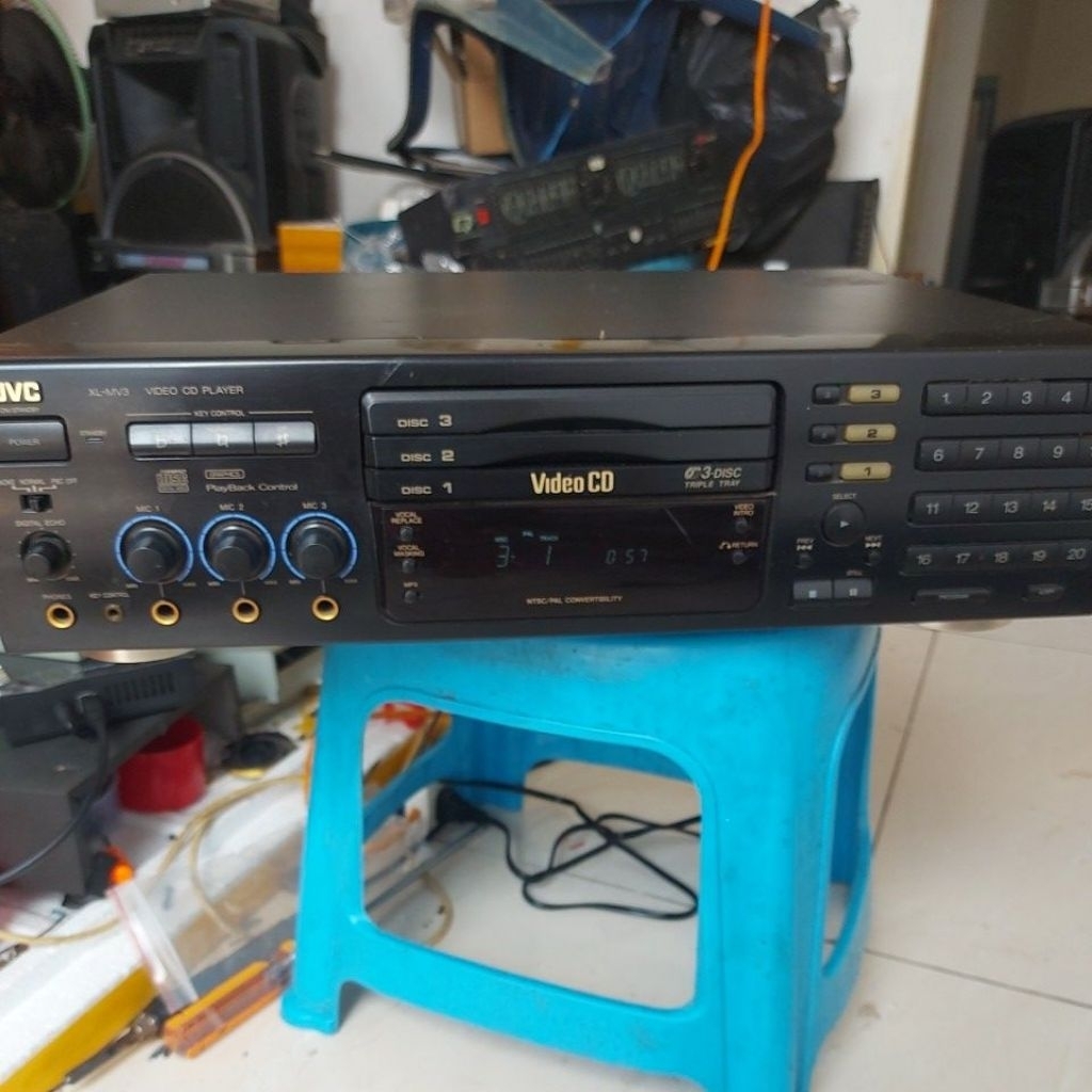 (đã qua sử dụng) đầu đĩa vcd JVC xl-mv3