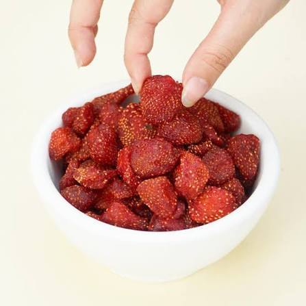 Dâu Tây Sấy Dẻo, Mứt Dâu Tây Dẻo Túi 100g - 500g