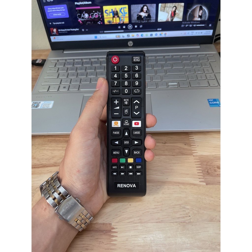 Remote Điều khiển Tivi Renova hàng cao cấp ( Dùng cho Tivi Renova có mẫu điều khiển giống hình)