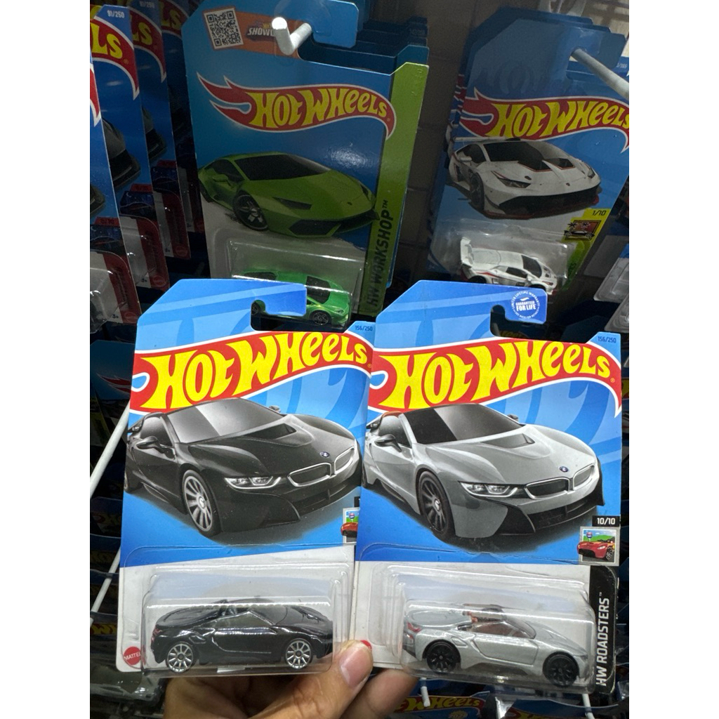 (Có sẵn-Hoả tốc SG) Xe mô hình 1:64 Hotwheels chính hãng Mattel BMW i8 Roadster