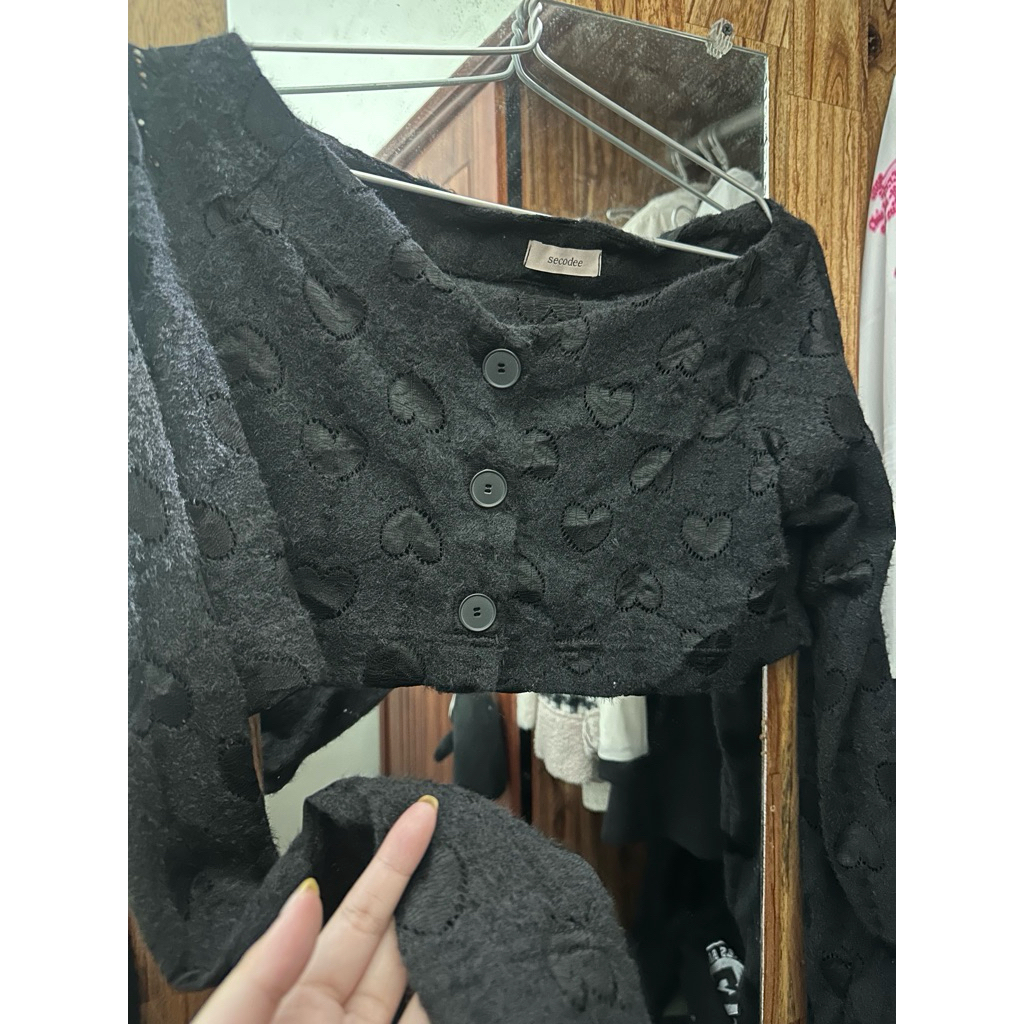(PASS) Cardigan croptop đen
