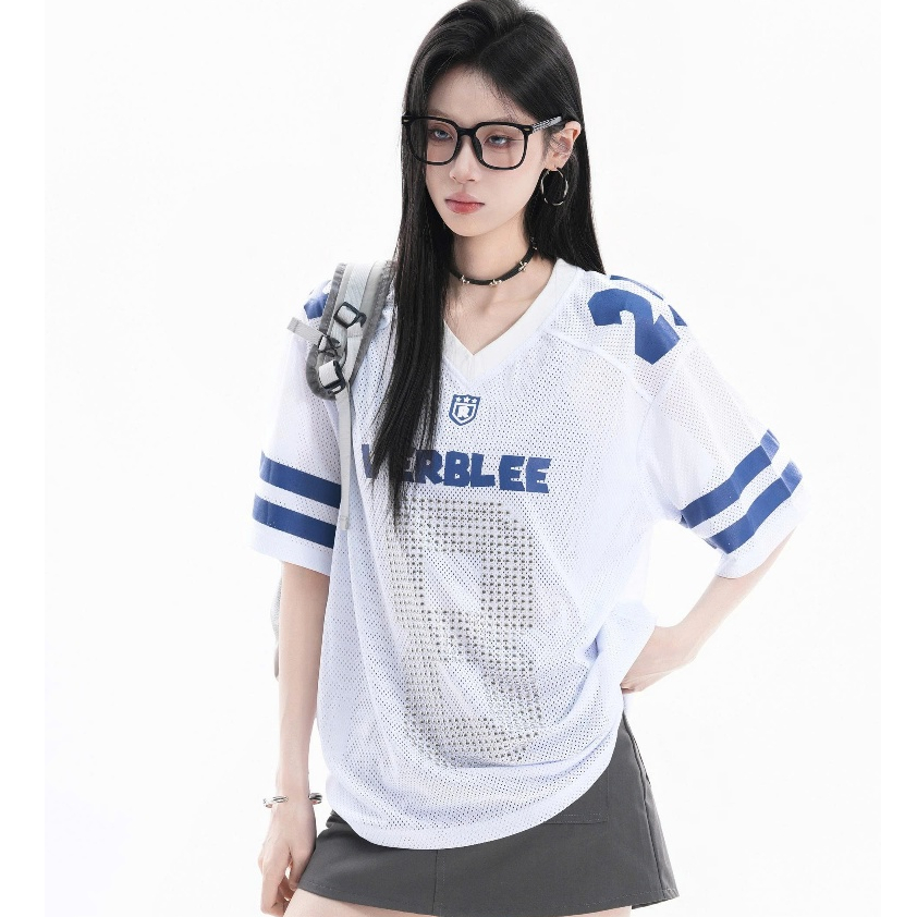 Áo Thun Nam Nữ Form Rộng Cổ Chữ V Đính Đá Số 8 - Maylinhshop - Phong Cách Blockcore Acubi Mỹ Độc Lạ