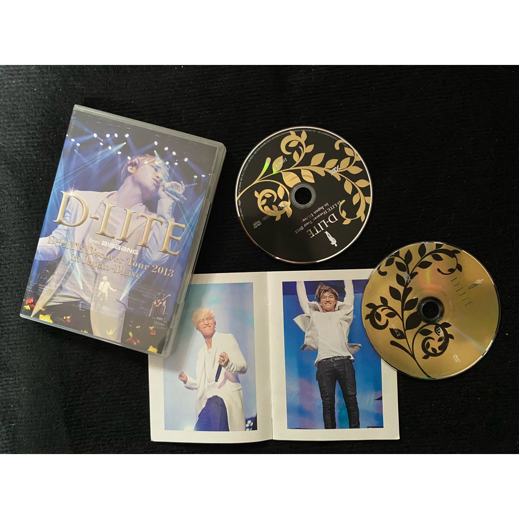 D-lite from bigbang DaeSung album Nhật D’scover tour 2012 in Japan đã khui seal gồm 2 DVD photobook 