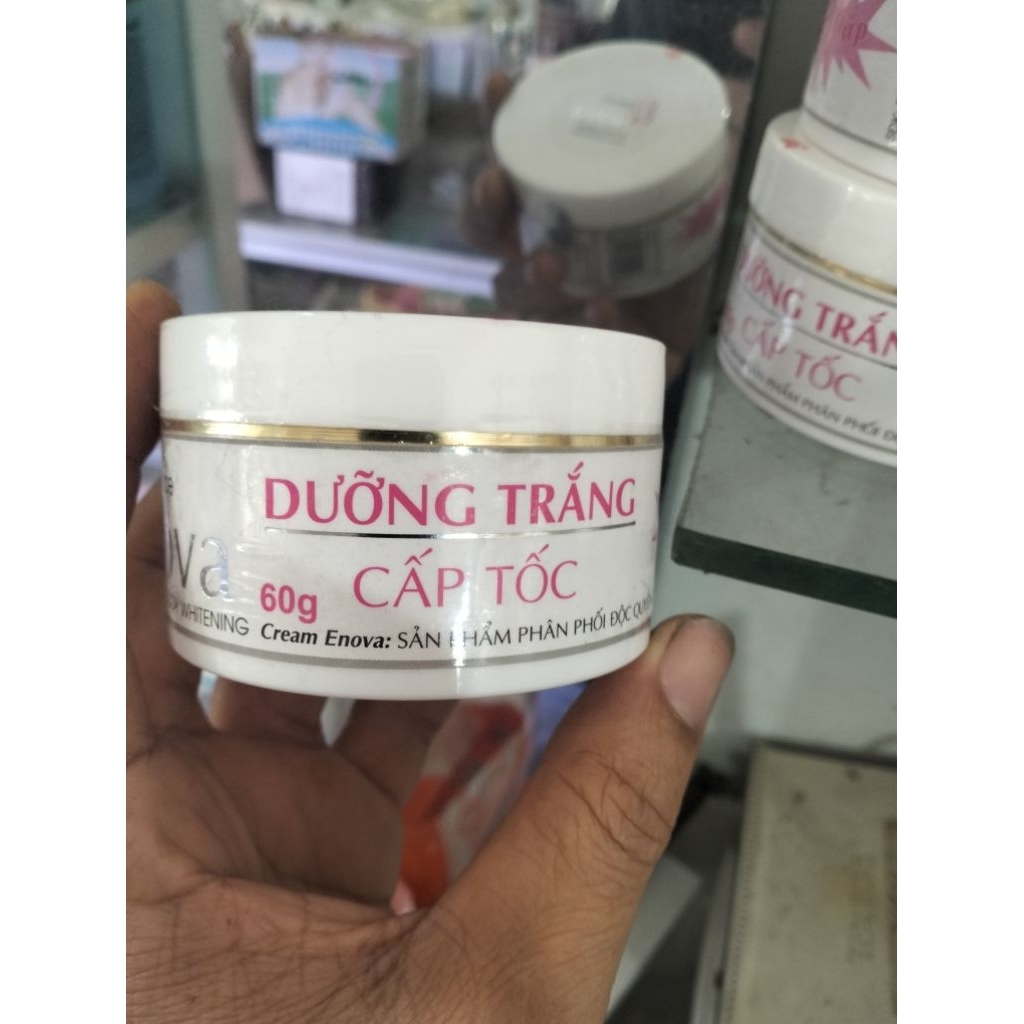 kem dưỡng trắng cấp tốc nova