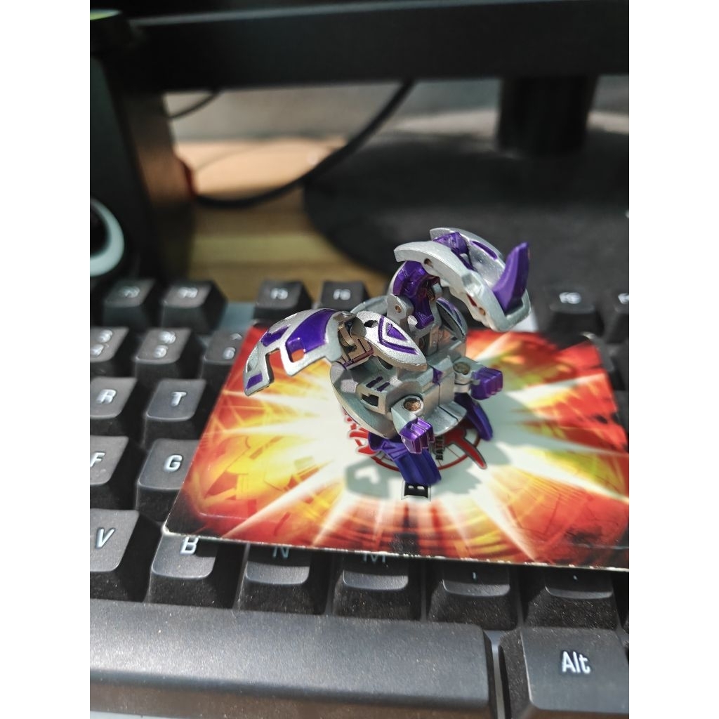 Bakugan Tubin Dragonoid custom Hades