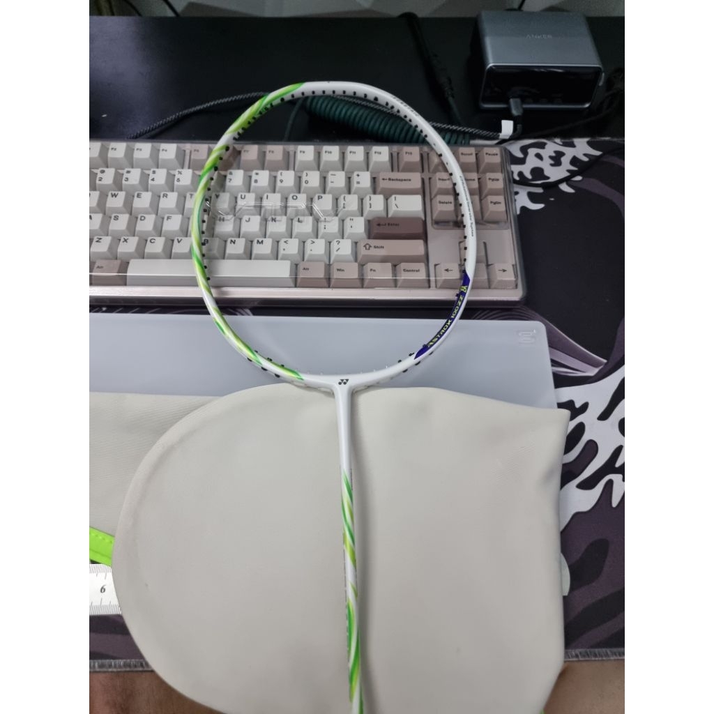 VỢT CẦU LÔNG YONEX 100ZZ VA LƯỚT CHÍNH HÃNG