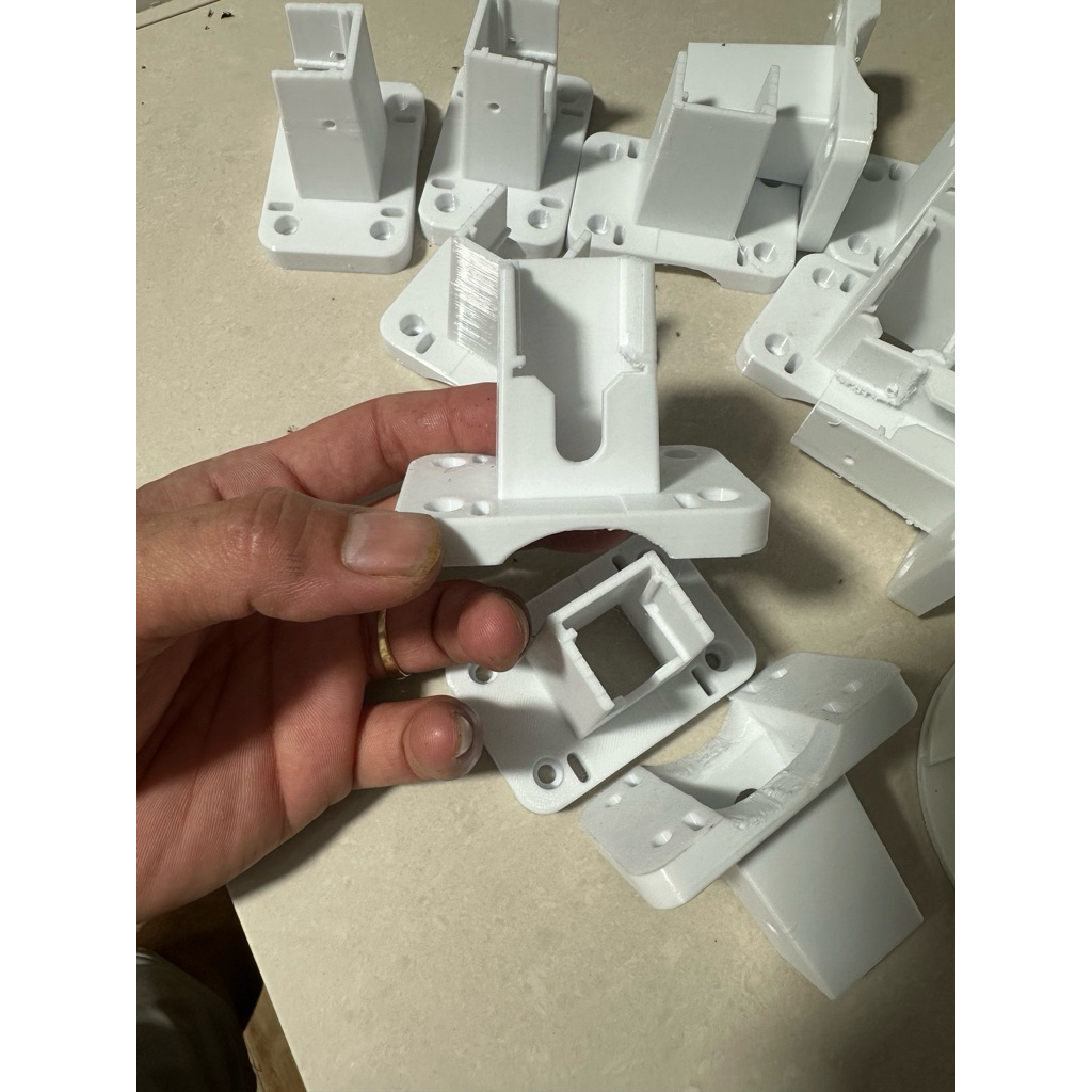 Đế cài camera imou ngoài trời s21-s31,s51 đế in 3d chắc chắn,đẹp và bền chịu được nhiệt độ cao ở ngoài trời