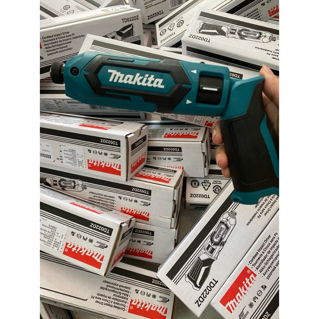 Vít gập Makita TD022D- new hãng full hộp.Hệ có búa có điều tốc Ae nhé