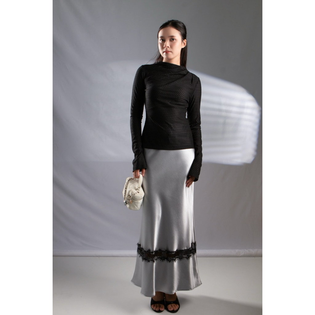 Vis Store - Chân váy lụa đuôi cá phối ren sang trọng