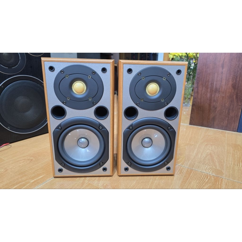 Loa Yamaha NS-90