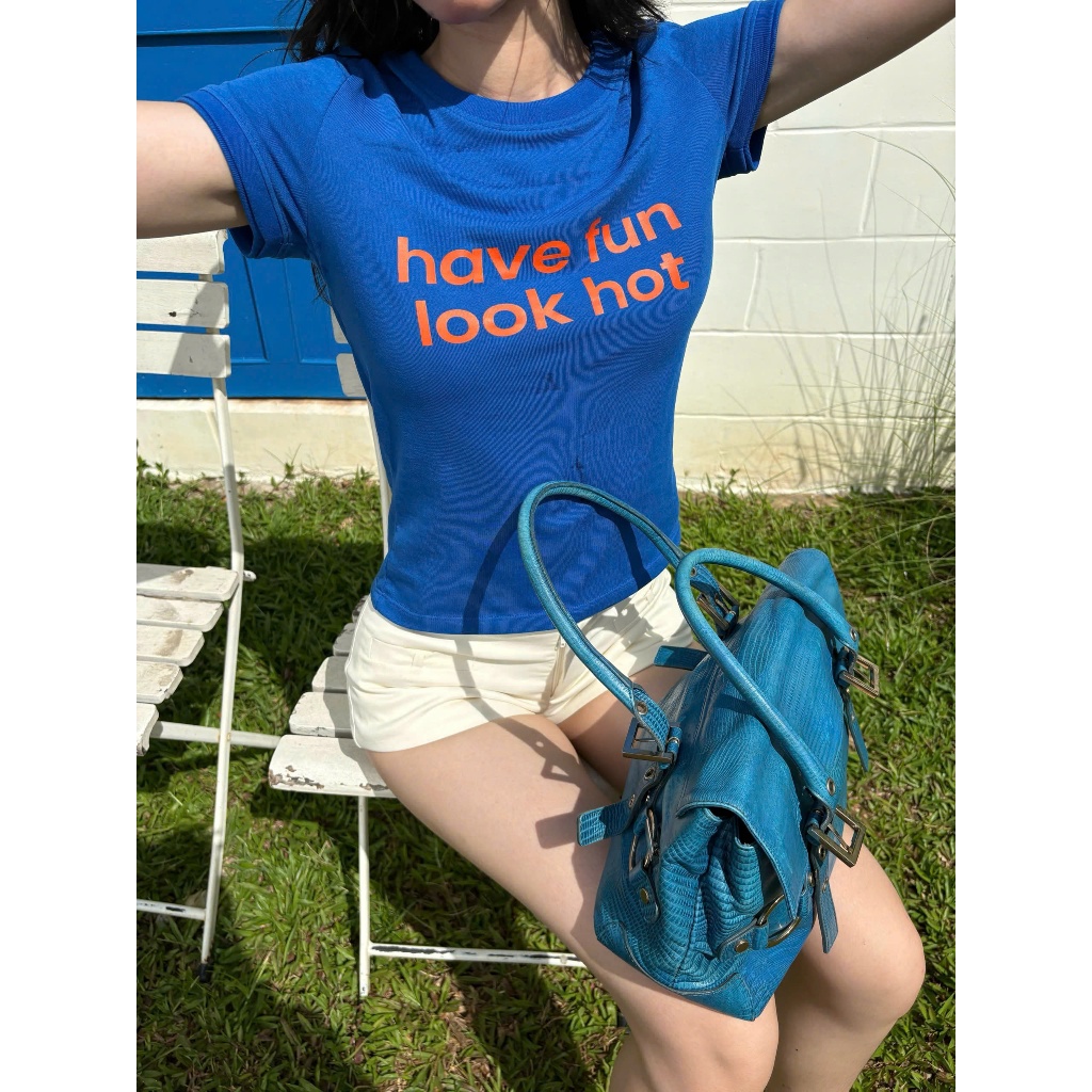 Áo Thun Nữ Tay Ngắn Form Boxy Pretty Fun Boxy Tee Aiai Official