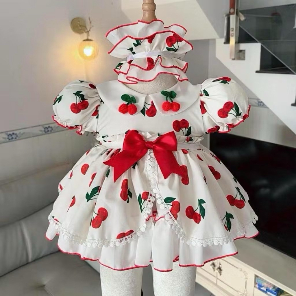 Váy Lolita cổ sen trái dâu đỏ gồm váy, quần chip, tuban