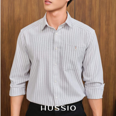 Áo sơ mi công sở nam họa tiết sọc,logo thêu, vải oxford cao cấp,  thoáng khí, chuẩn form – HUSSIO