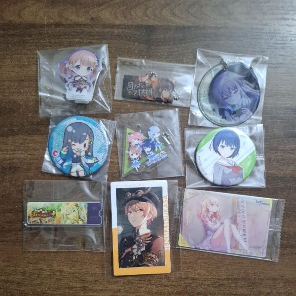 Tổng hợp goods, móc khóa, badge, card,...Project Sekai