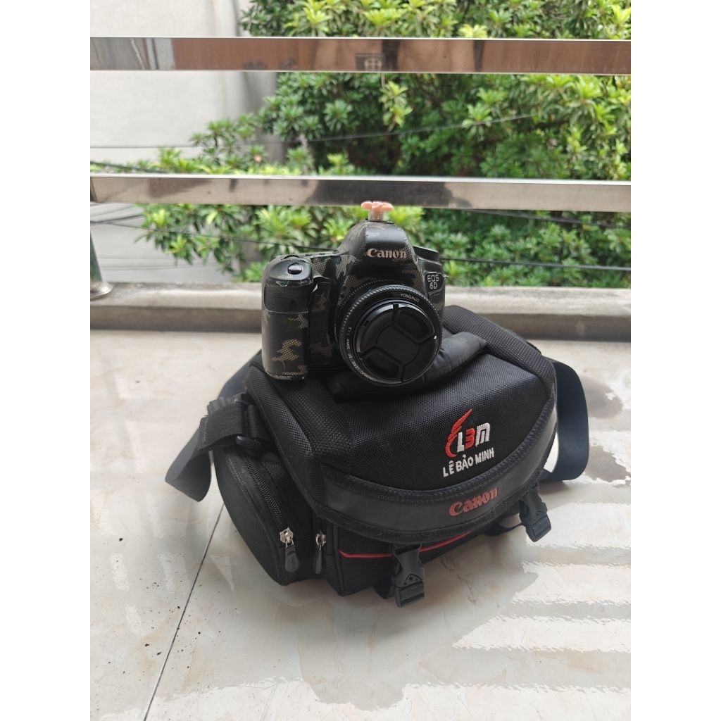 Canon 6D ngoại hình cũ theo thời gian để cho ae chơi giá tốt