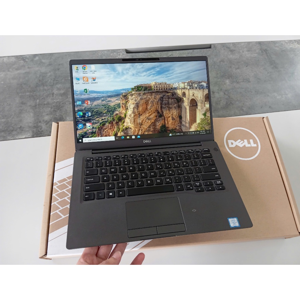 Dell Latitude 7400 | Core i7 Gen 8 | RAM 16GB | SSD 256GB NVMe | Màn 14" Full HD
