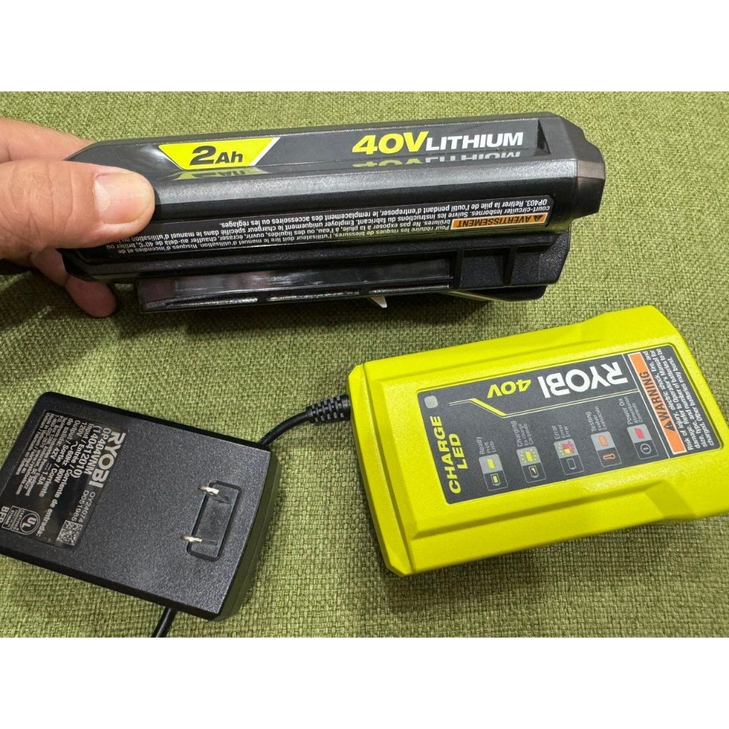 Combo Ryobi 2A 40V & sạc Ryobi điện 110V