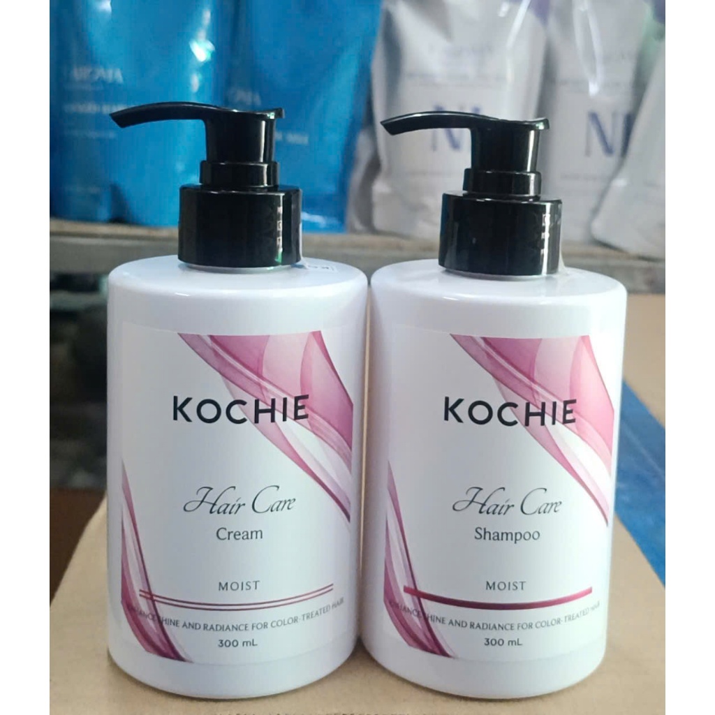 Dầu Gội Kochie Hair care Moist Nhật Bản Phục hồi tóc 300ml