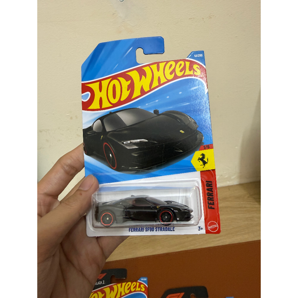 Xe mô hình Hot Wheels Ferrari SF90 Stradale Case H 2026