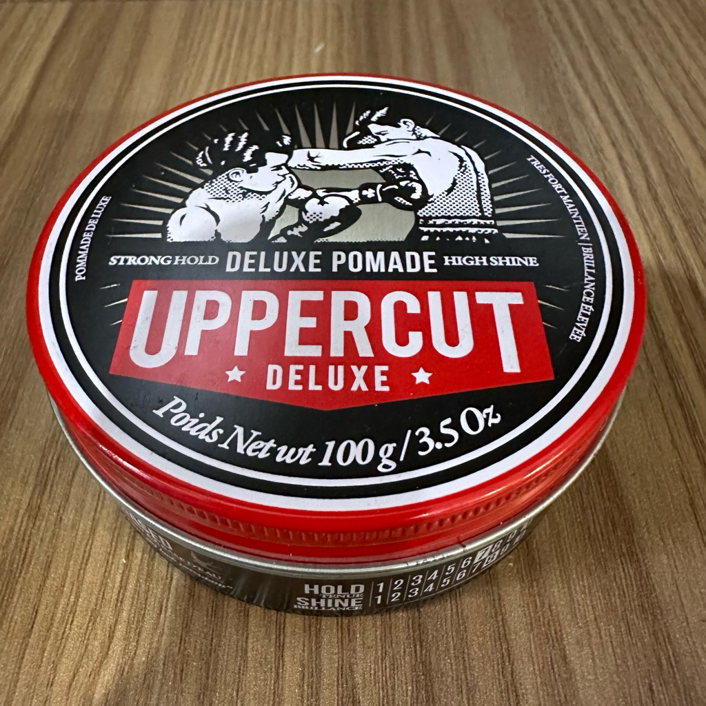 Sáp giữ nếp cao, độ bóng vừa Uppercut Deluxe Pomade
