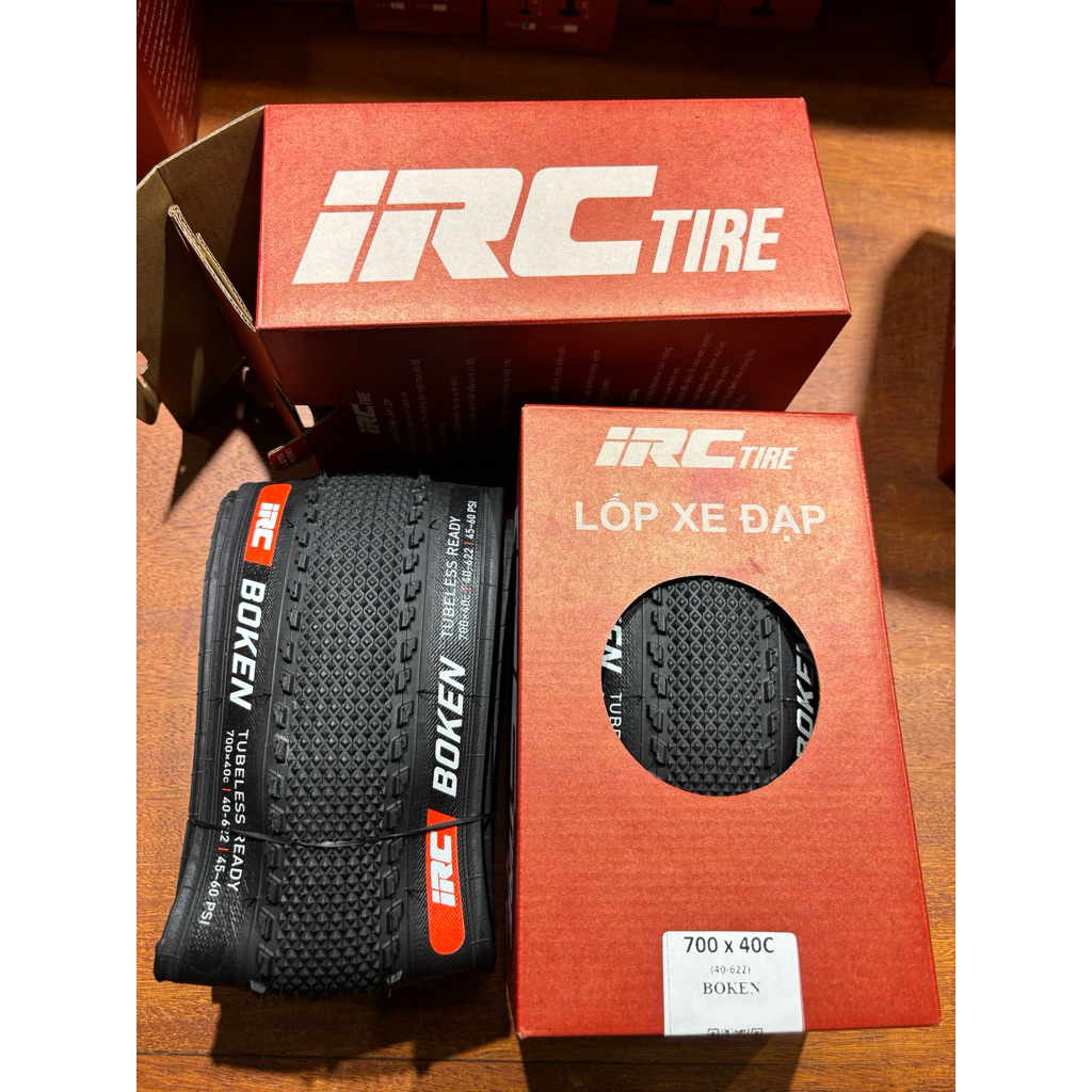 Lốp IRC 700x40c Gravel đa dụng.