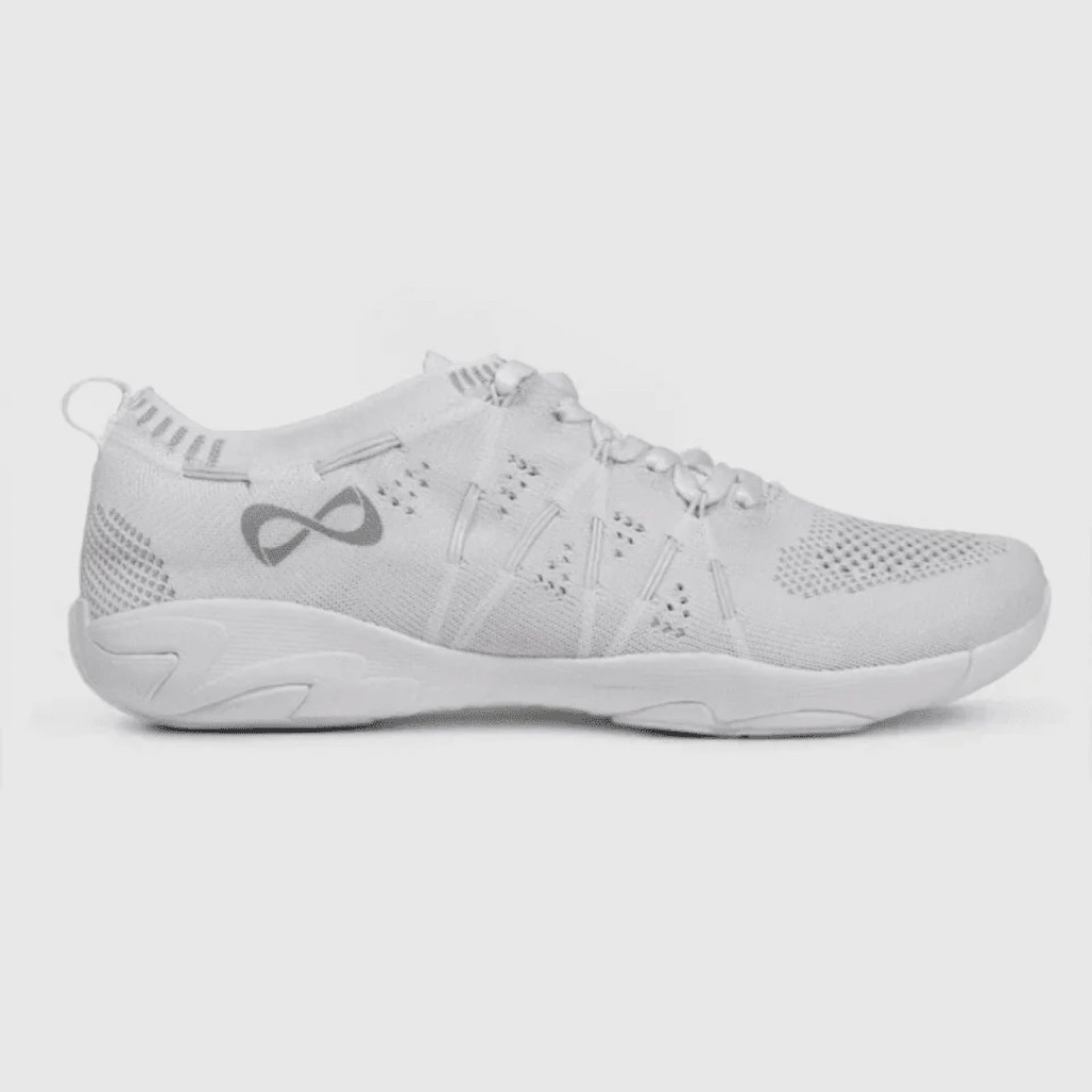 Giày tập luyện, nhảy múa, cổ vũ Nfinity màu trắng siêu êm nhẹ xuất dư,sneaker đế bệt dáng thể thao