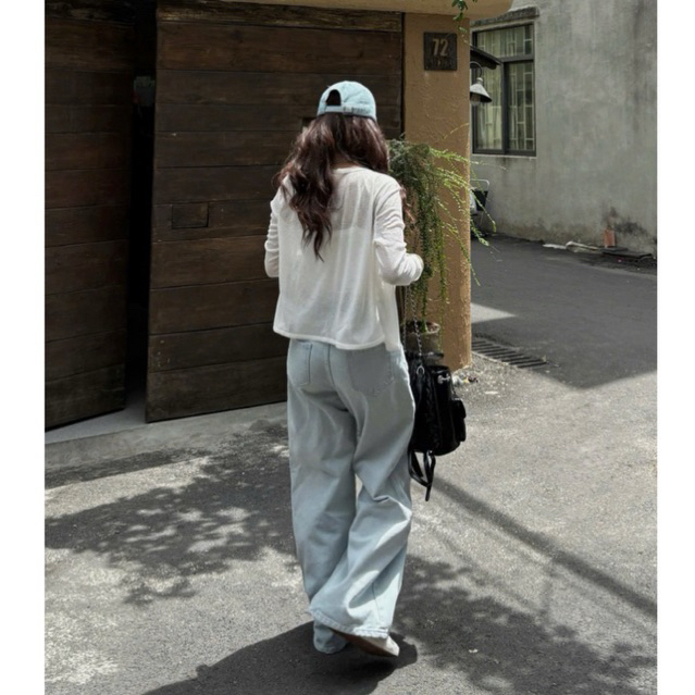 (ẢNH OLDSCHOOL) Áo cardigan nữ thun giấy mỏng dáng vát cong tay dài AK203 | BigBuy360 - bigbuy360.vn