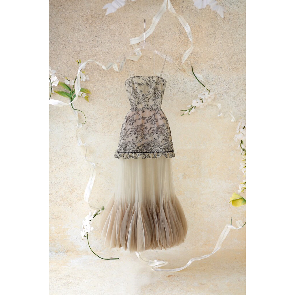 Thanh lý Váy AMY STORE size S