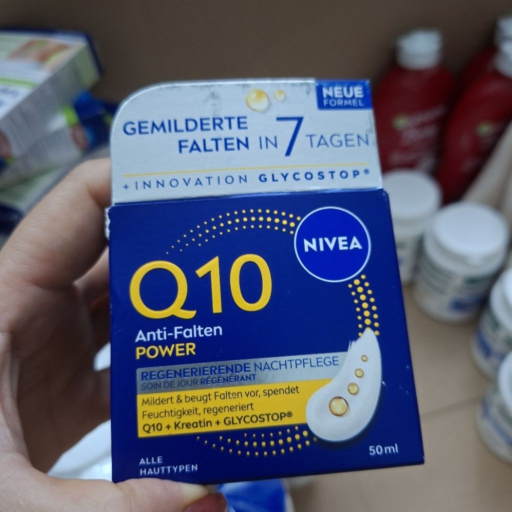Kem Dưỡng Da ban đêm Nivea Q10.