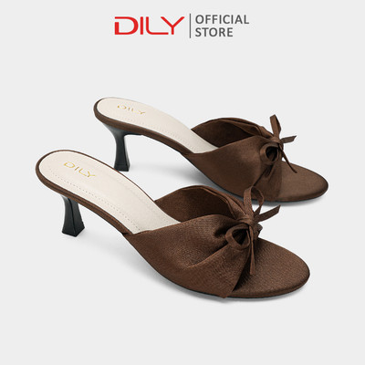 Dép guốc DILY thiết kế phối nơ trẻ trung, chất lụa satin cao cấp, gót cao 5.5cm DL0655