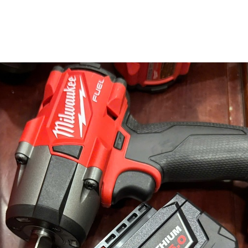 Milwaukee 2962 khẩu 1/2 lực 881Nm lướt