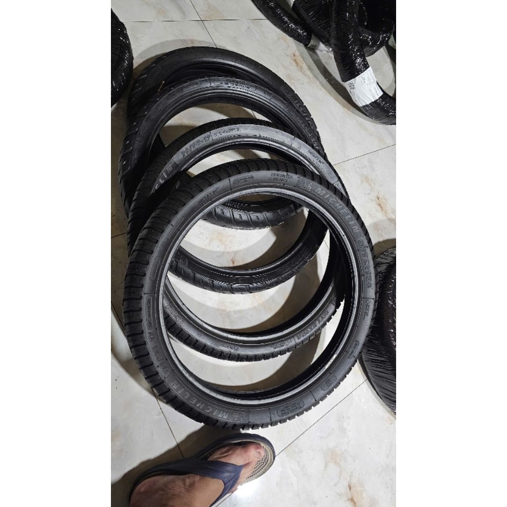 VỎ lốp michelin 60/90-17, 70/90-17, 80/90-17 dùng xăm ( đi ruột). Hàng củ tháo xe.  bền bám.......