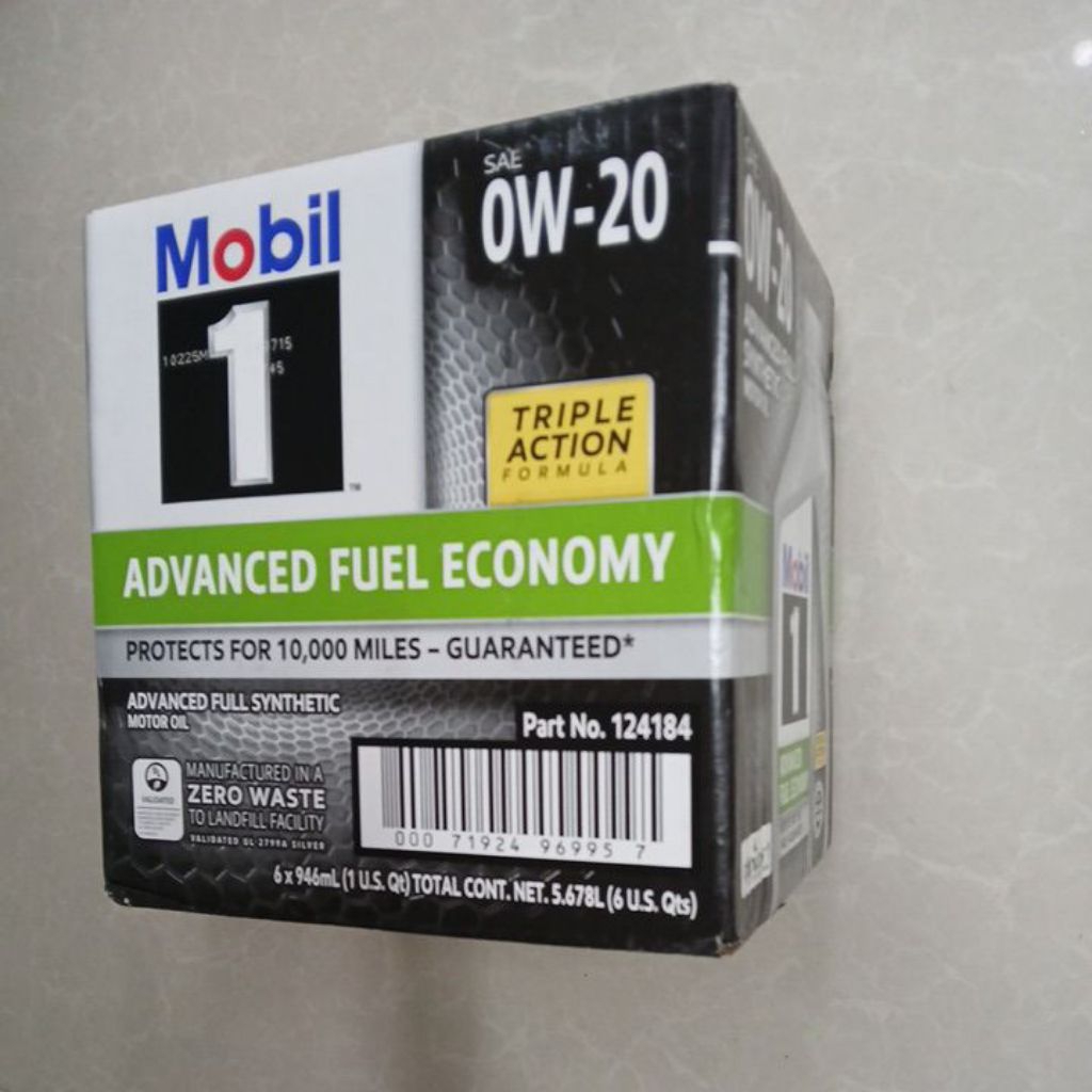 Thùng 6 chai Dầu nhớt Mobil 1 0W20 946ml/chai- Dầu nhớt Mobil 1 nhập khẩu từ Mỹ chuyên dùng cho ô tô