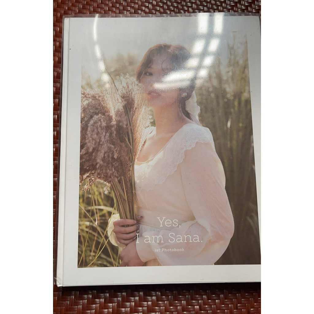 PHOTOBOOK và CARD YES I AM NAYEON TWICE ALBUM CHÍNH HÃNG