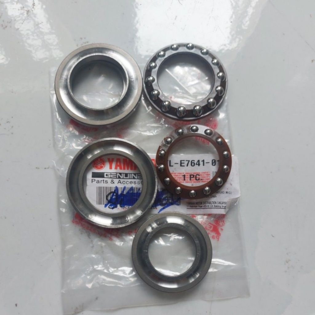 Bộ chén cổ xe SIRIUS, JUPITER, EXCITER, TAURUS, NOVO, LUVIAS, MIO, GRANGE, JANUS... hãng YAMAHA.