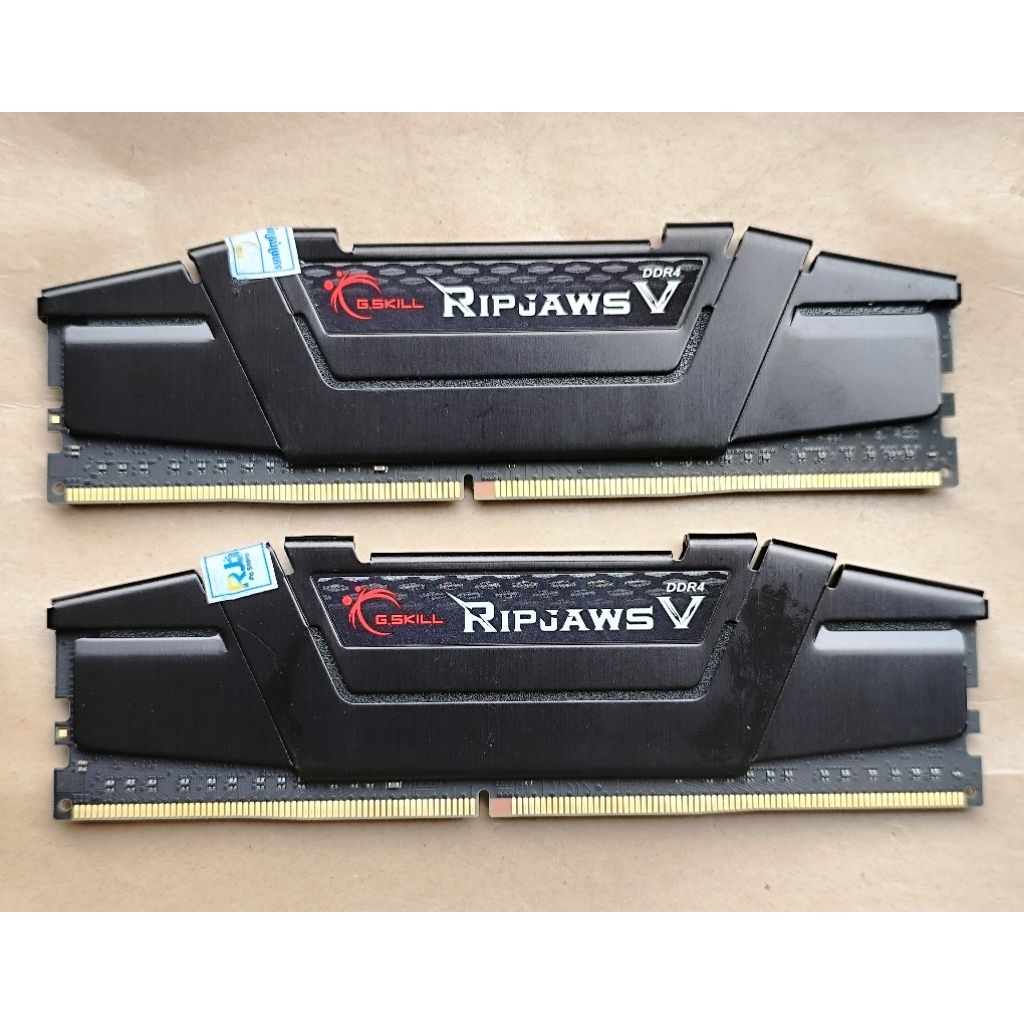 Ram ddr4 8gb buss 3200 Gskill hàng đẹp date 2025