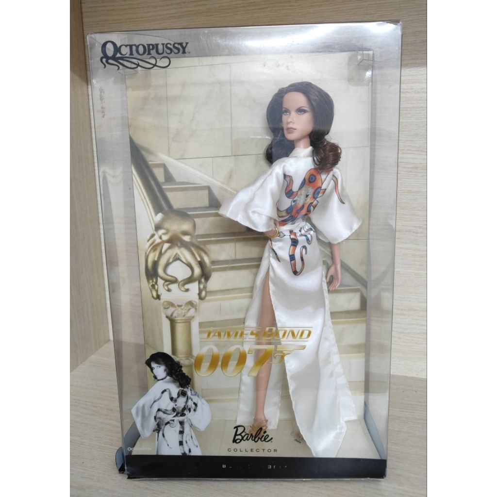 (Broken box) Búp bê barbie doll James bond 007
