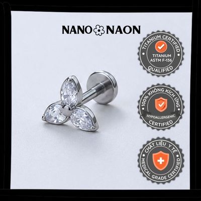 [Nano&Naon] Khuyên tai Titanium ASTM-F136 chuẩn cấy ghép 3 đá - Nano&Naon