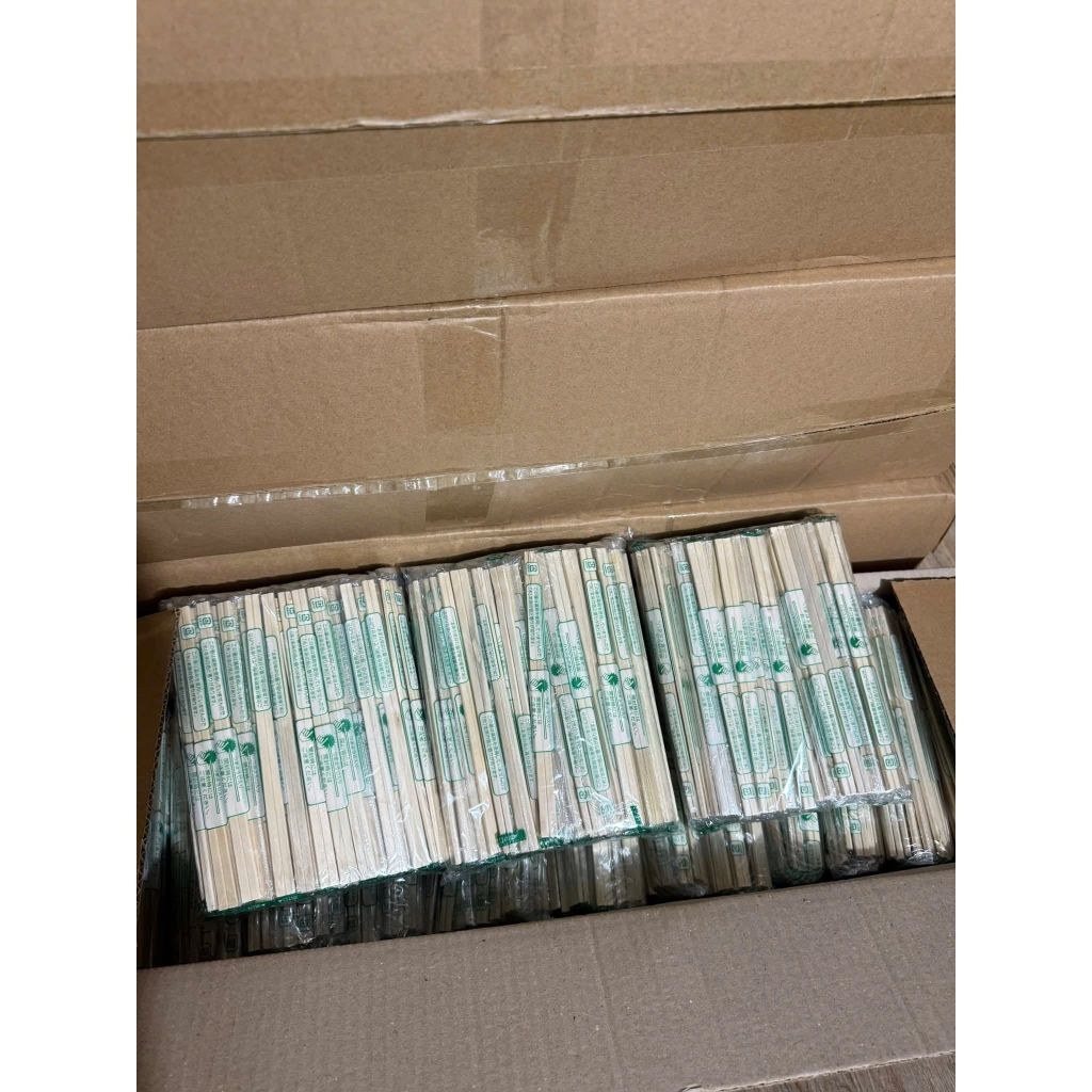 Sỉ 1 Thùng 4000 đôi đũa tách Nhật loại 20cm ko tăm